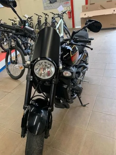 XSR 900
