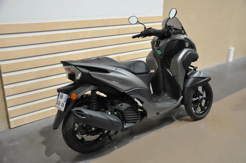 TRICITY 125