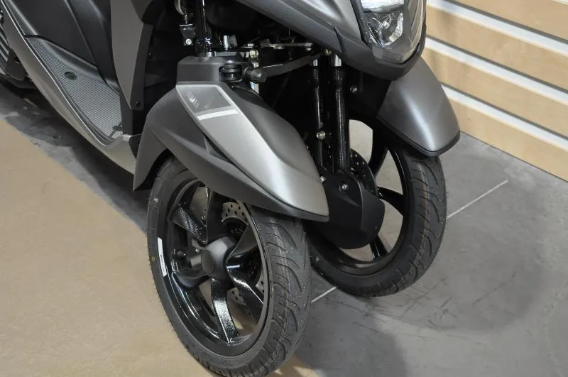 TRICITY 125