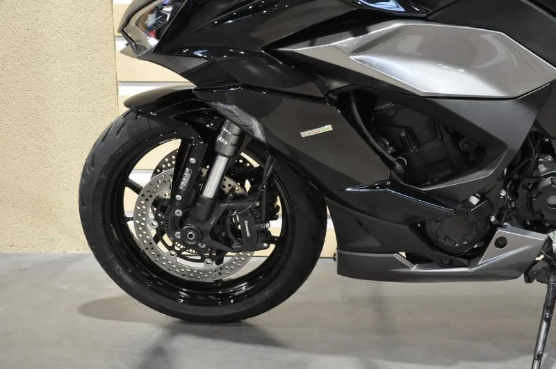 Z 1000 SX