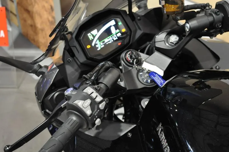 Z 1000 SX