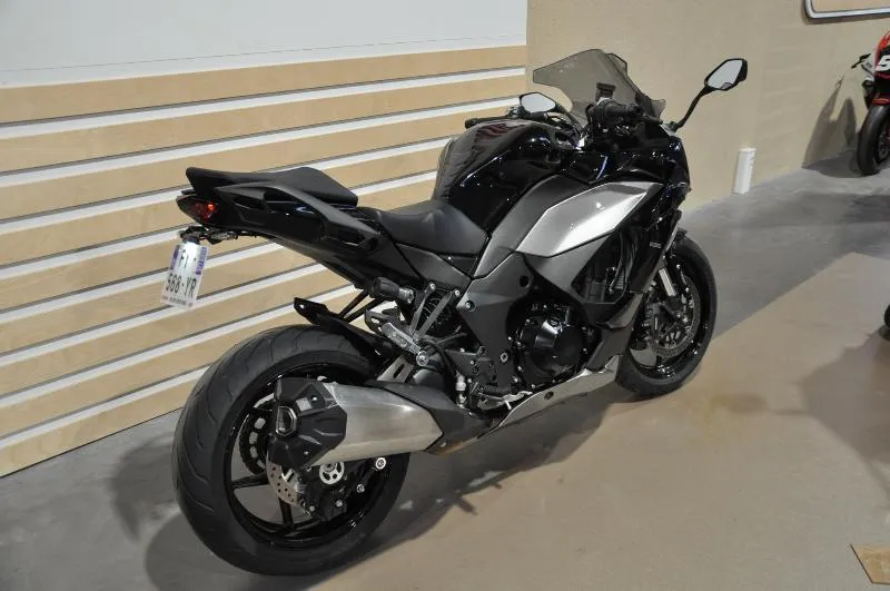Z 1000 SX