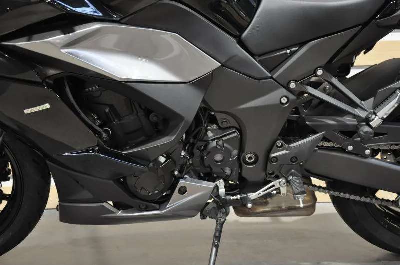 Z 1000 SX