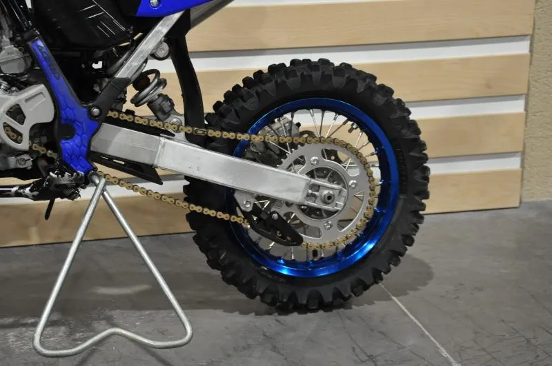 YZ65