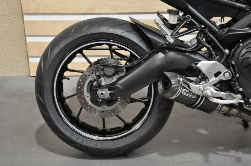 MT09