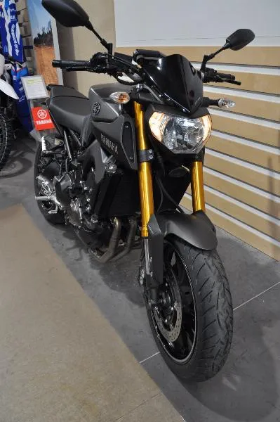 MT09