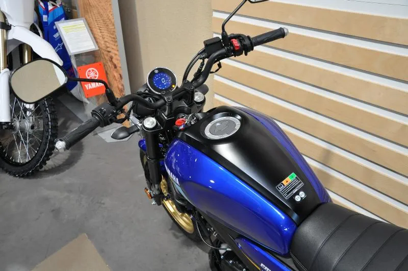 XSR 125