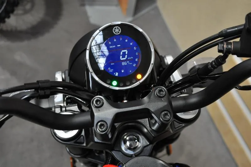 XSR 125
