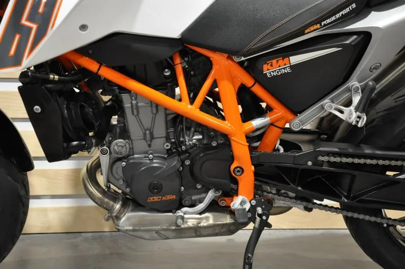 690 DUKE