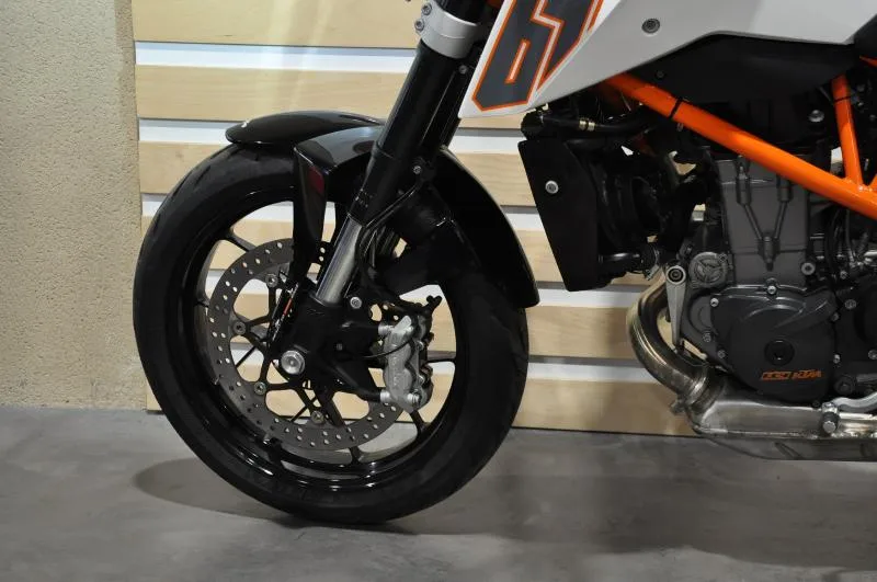 690 DUKE