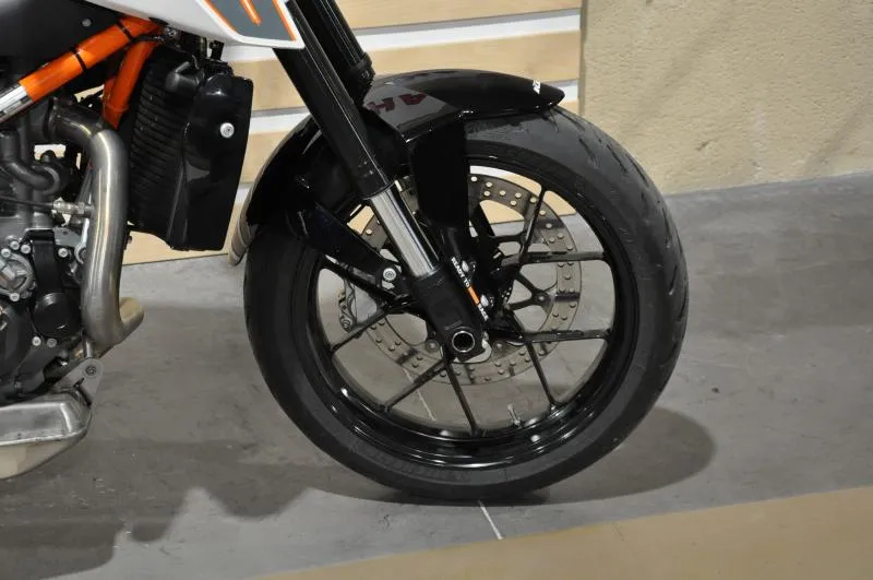 690 DUKE