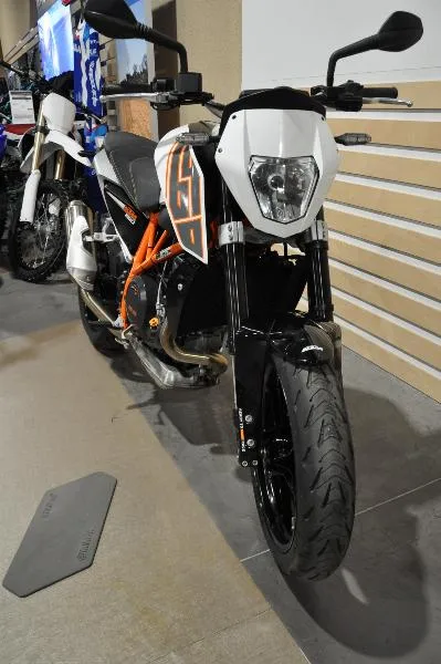 690 DUKE