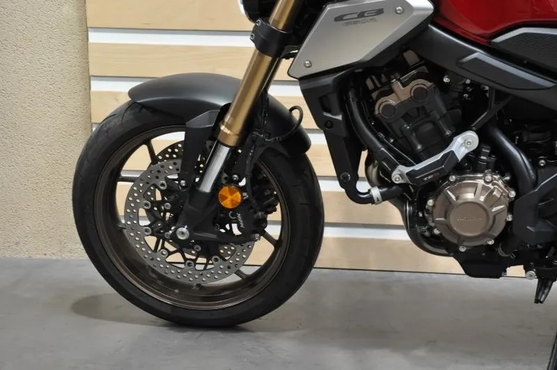 CB 650 R