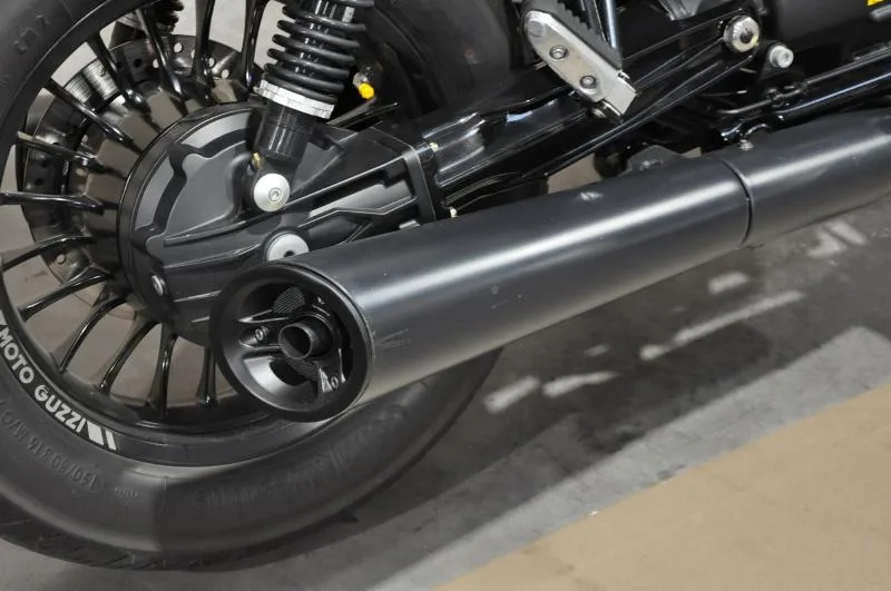 V9 BOBBER