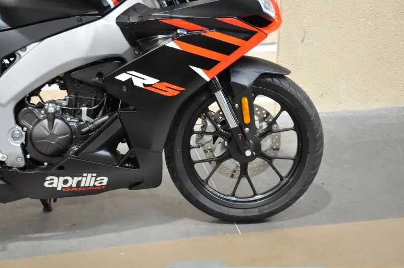 RS 125