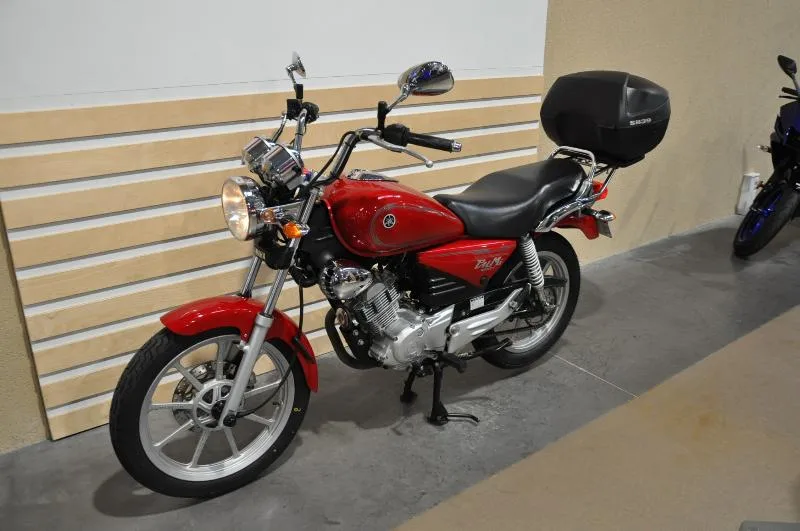 YBR 125 CUSTOM