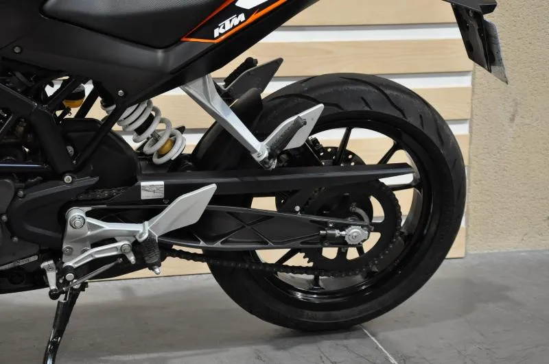 125 DUKE ABS
