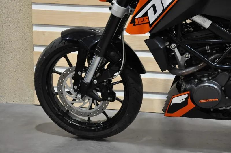 125 DUKE ABS