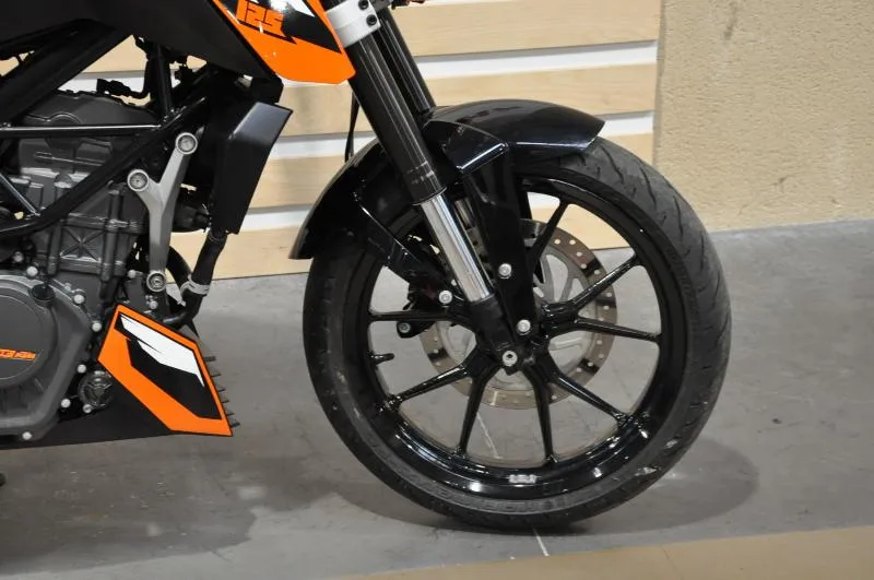 125 DUKE ABS