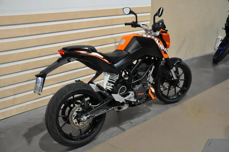 125 DUKE ABS