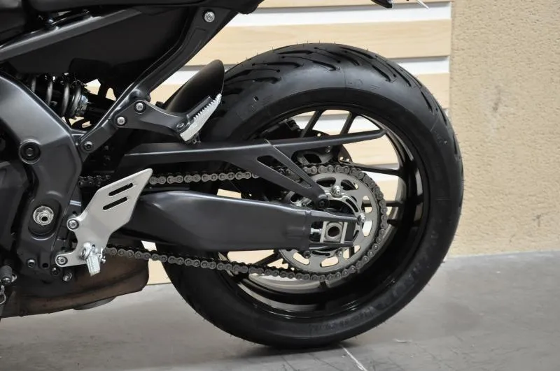 MT09
