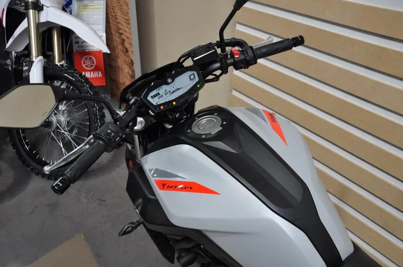 MT07 