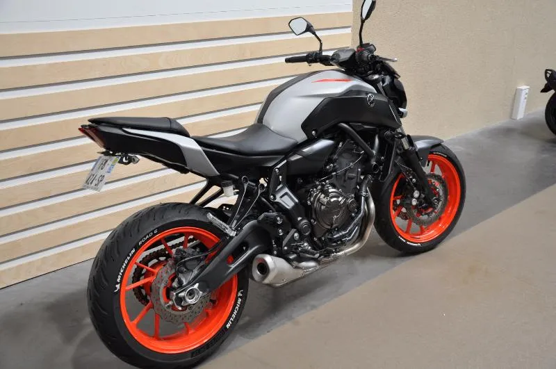 MT07 
