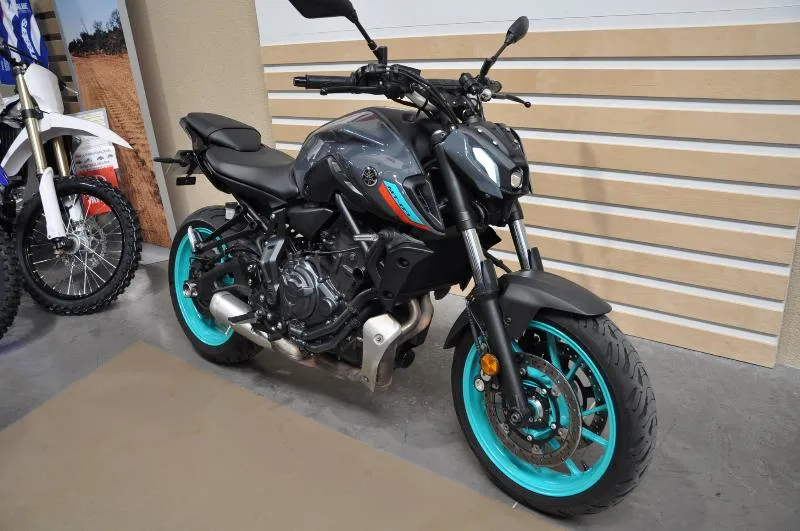 MT07 