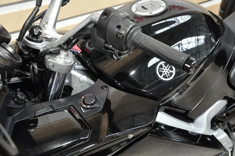 FJR 1300 AS