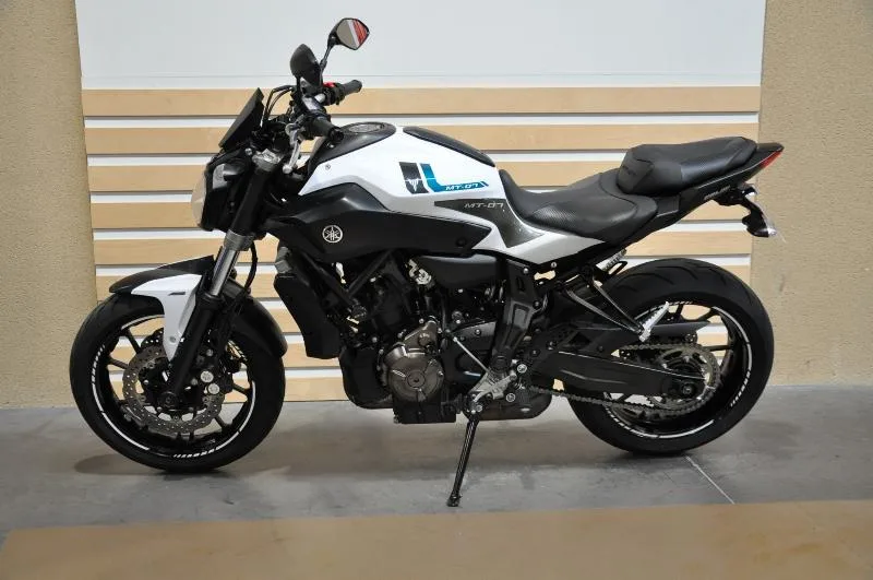 MT07 