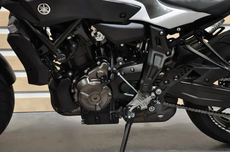 MT07 
