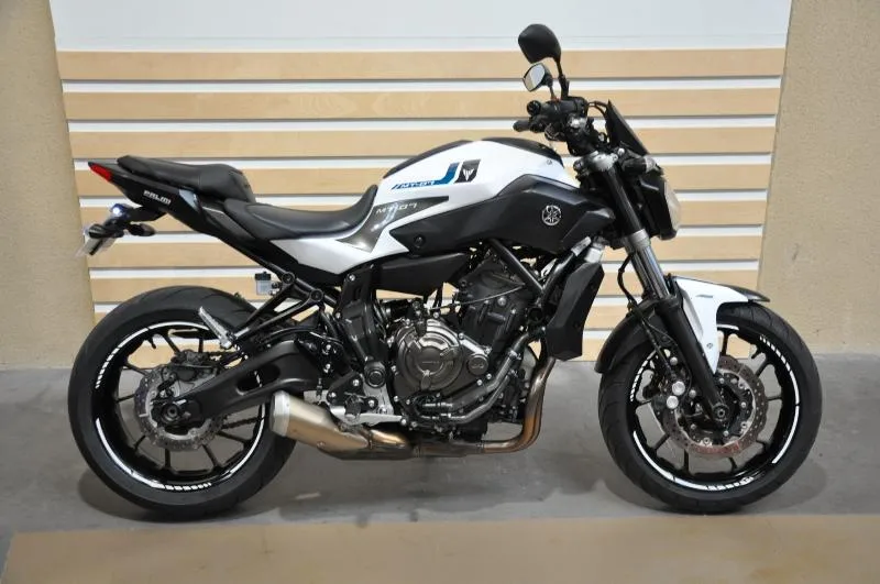 MT07 