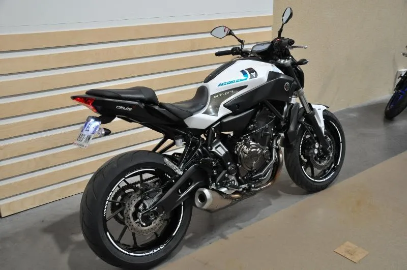 MT07 