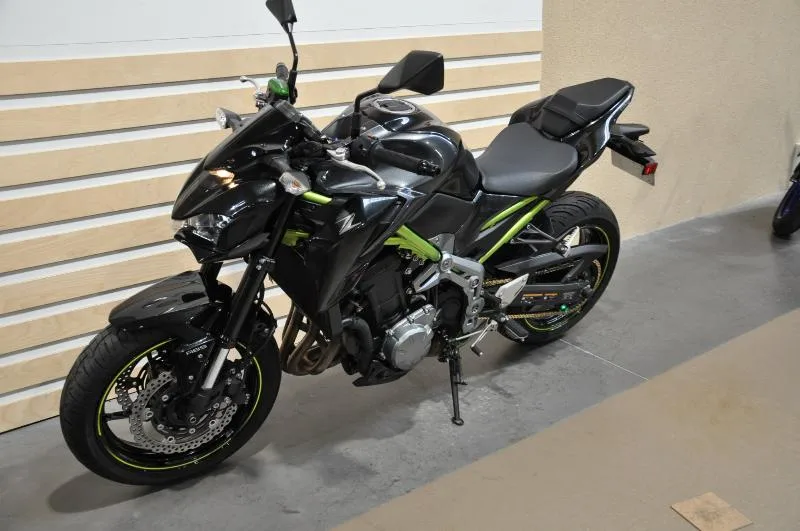 Z 900