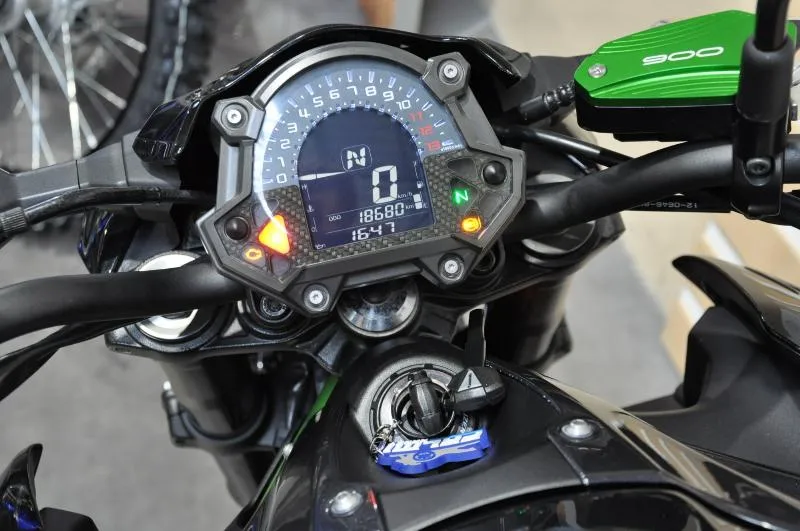 Z 900