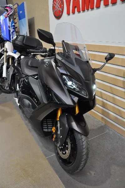 XP TMAX 560 TECH MAX