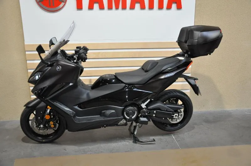 XP TMAX 560 TECH MAX