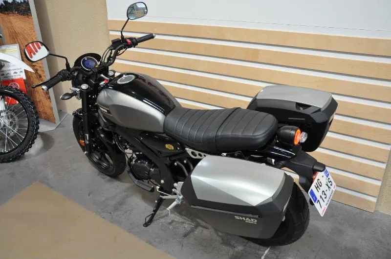 XSR 125