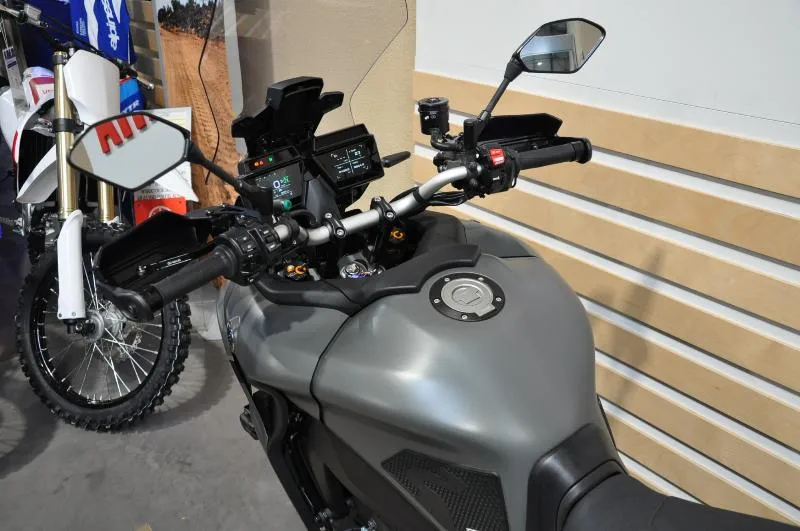 TRACER 9 GT