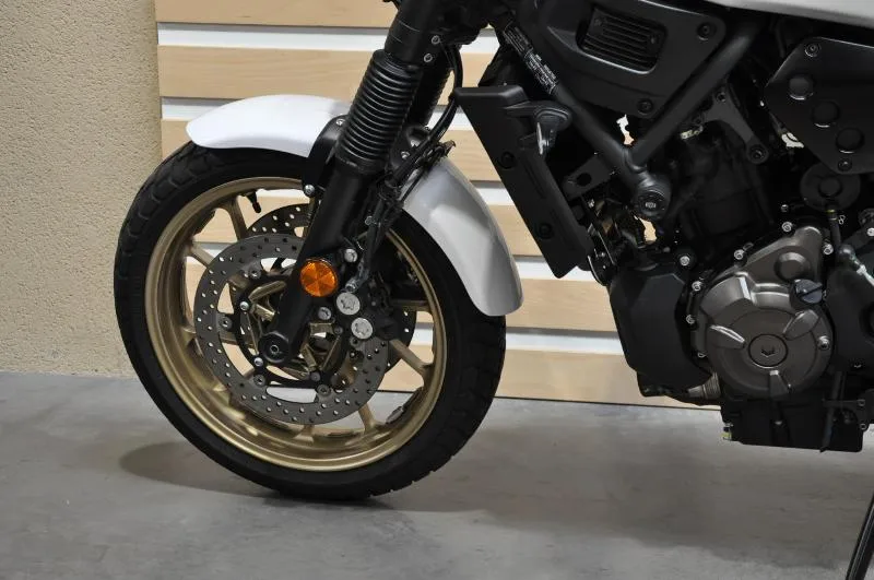 XSR 700 XTRIBUTE