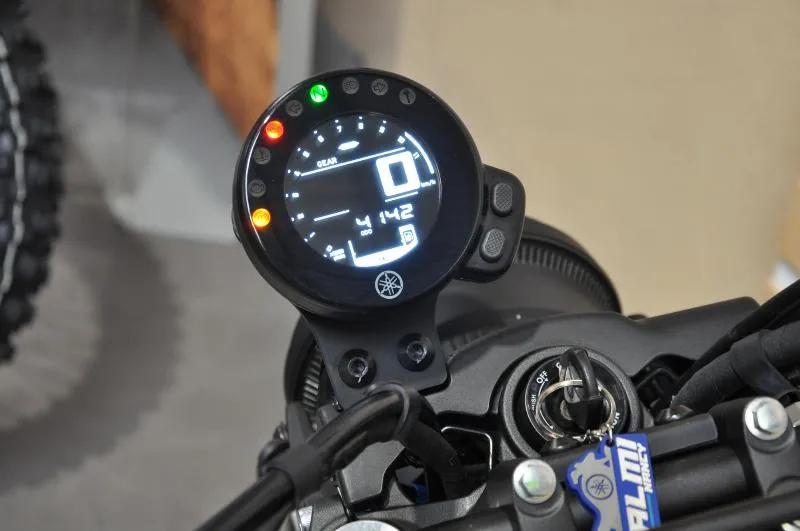 XSR 700 XTRIBUTE
