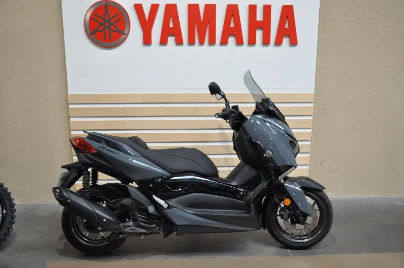 XMAX 125 TECH MAX