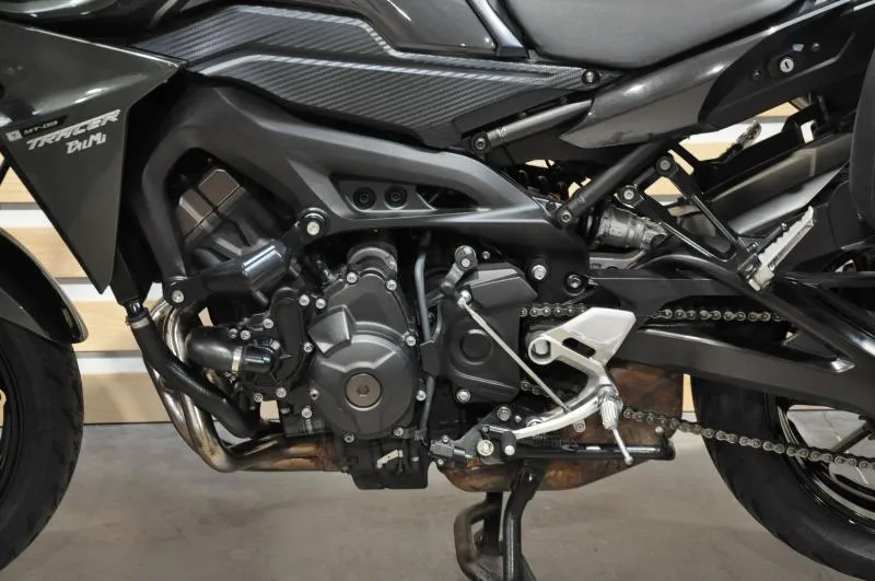 TRACER 900