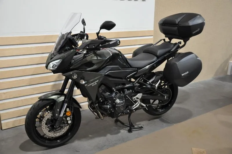 TRACER 900