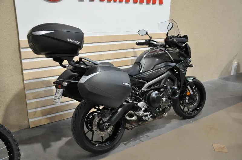 TRACER 900