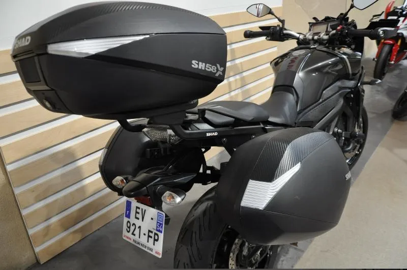 TRACER 900