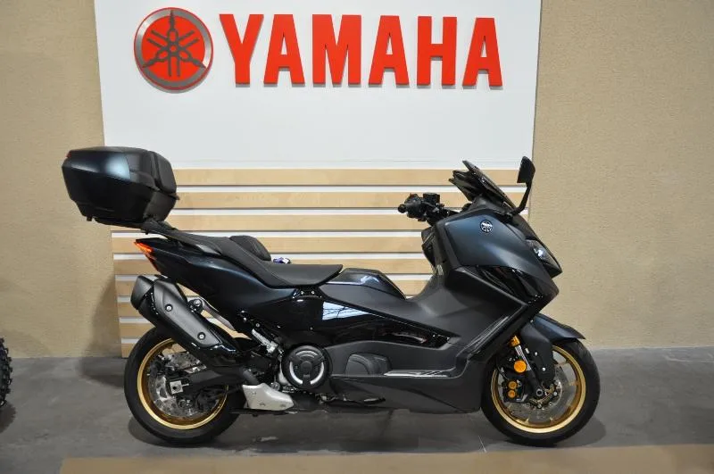 XP TMAX 560 TECH MAX
