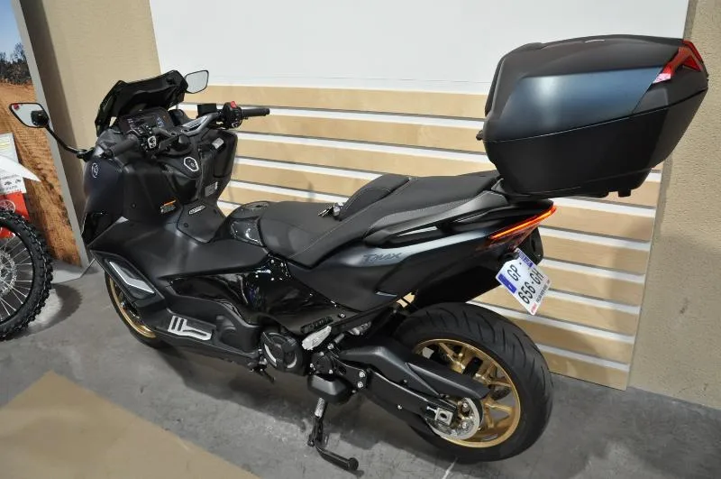 XP TMAX 560 TECH MAX