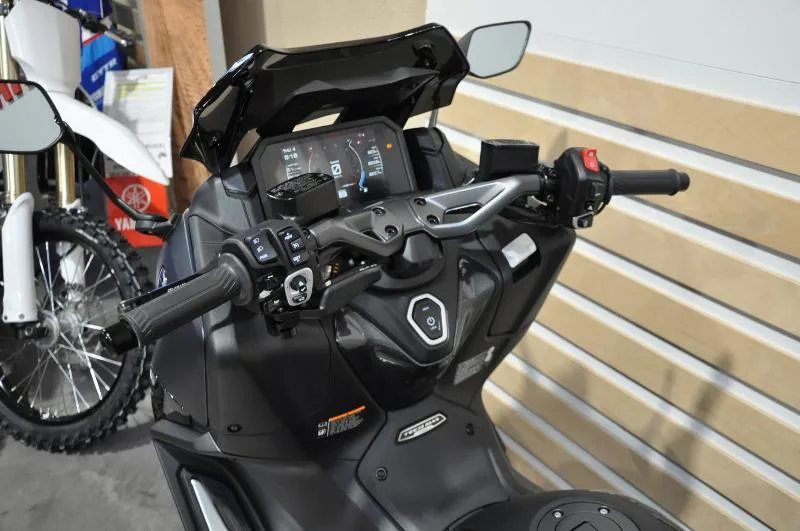 XP TMAX 560 TECH MAX