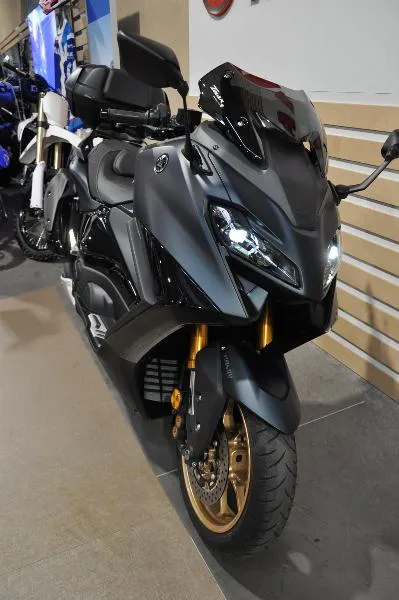XP TMAX 560 TECH MAX
